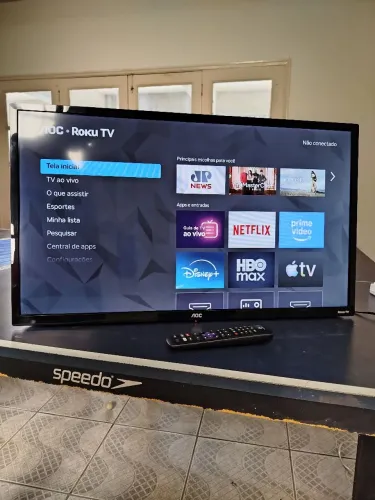 TV 32 AOC muito nova