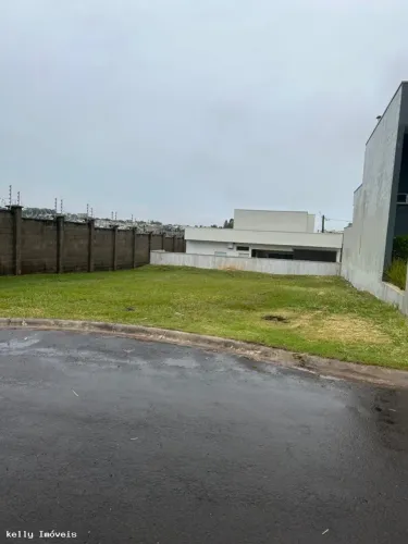 Terreno em Condomínio para Venda em Álvares Machado / SP no bairro Condomínio Valência 2