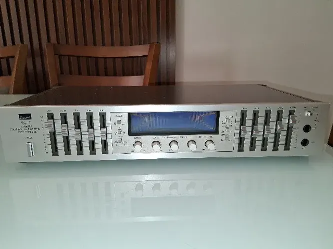 Equalizador com reverberador Sansui
