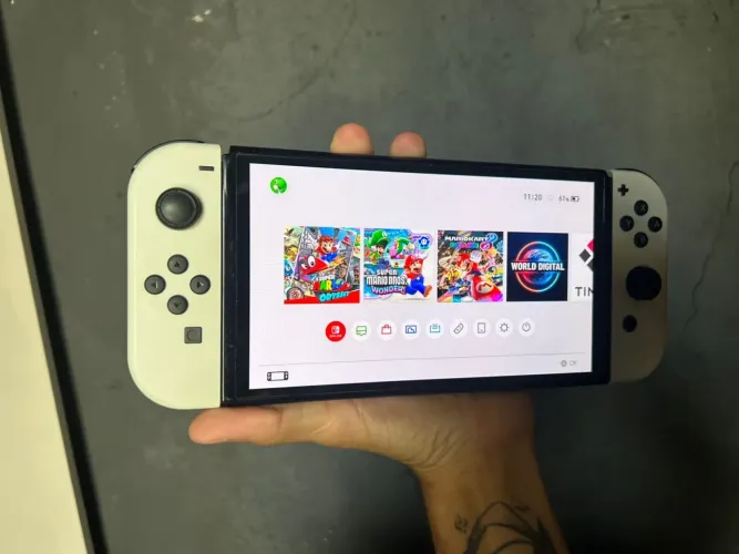 NINTENDO SWITCH OLED DESBLOQUEADO 