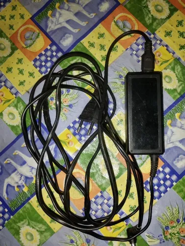 Carregador original da positivo 