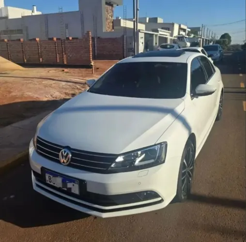 Volkswagen Jetta Highline 2.0 TSI 16V 4P Tiptronic 2017