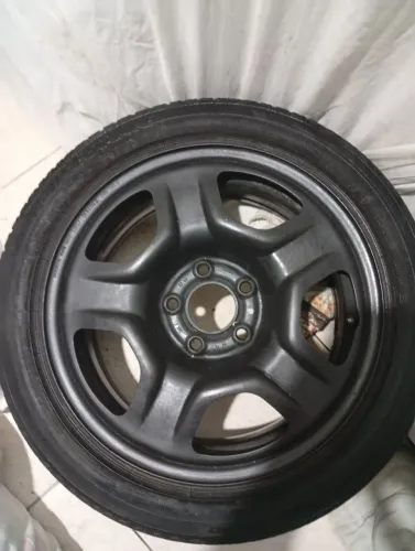 roda aro 16 cinco furos com pneu 185/55/16