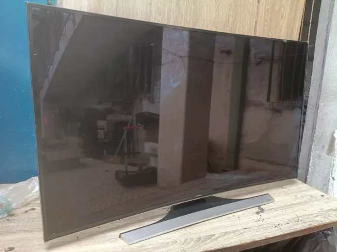 Tv 55 polegadas de tela curva Samsung com placa de fonte queimada UN55HU8700G