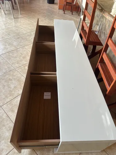 Rack com 3 gavetas