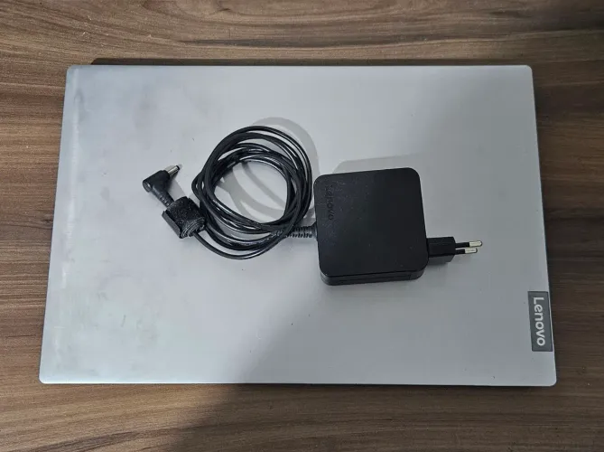 Lenovo IdeaPad S145 (Ryzen 5 3500U)