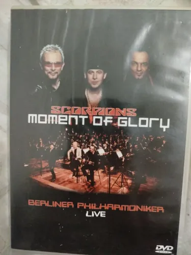 Scorpions - Moment of Glory. DVD
