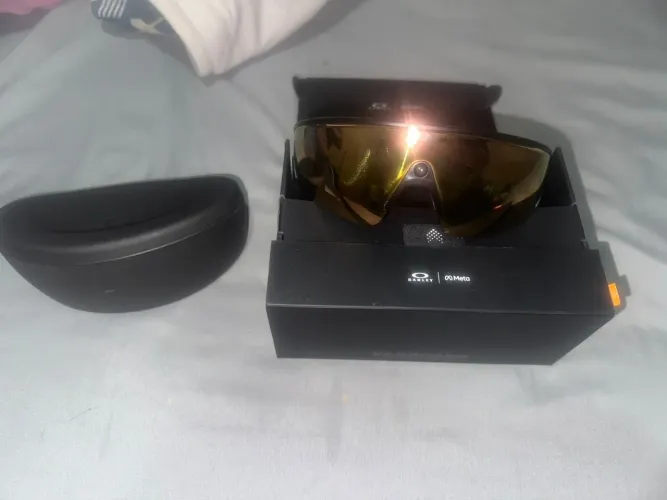 Vende se óculos Meta IA Da Oakley Vanguard top de linha
