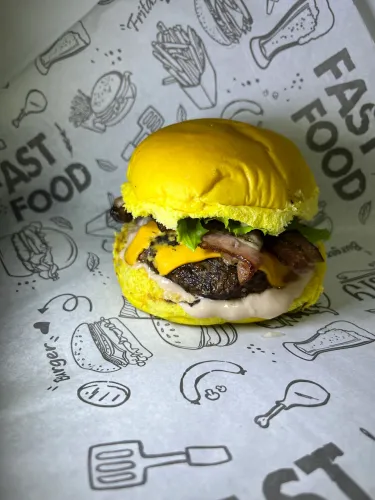 Vaga para montadora de hambúrguer 