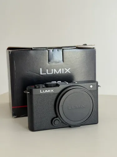 Panasonic lumix S9 Preta