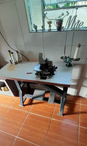 Maquina overlok 3 fios industrial 