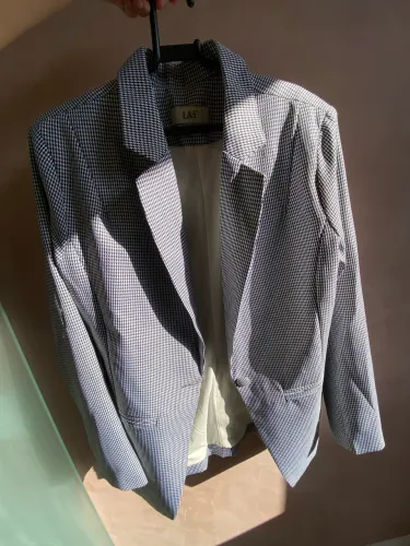 EXCELENTE Blazer feminino acinturado