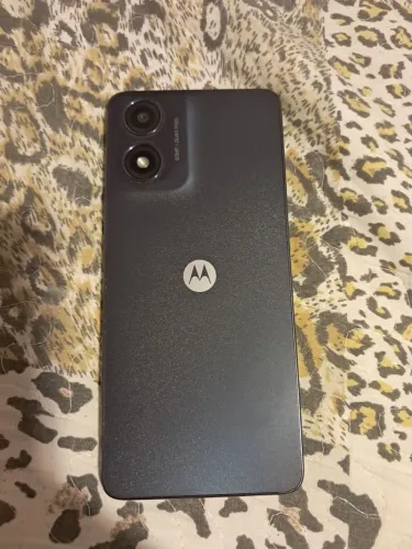 Motorola G04s para retirada de peças
