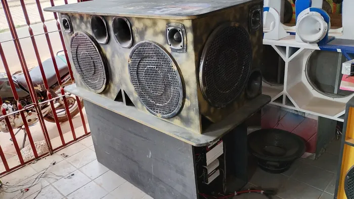 Som completo Strada/Saveiro 