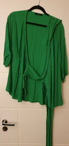 Blusa Verde Transpassada - P. A Concept