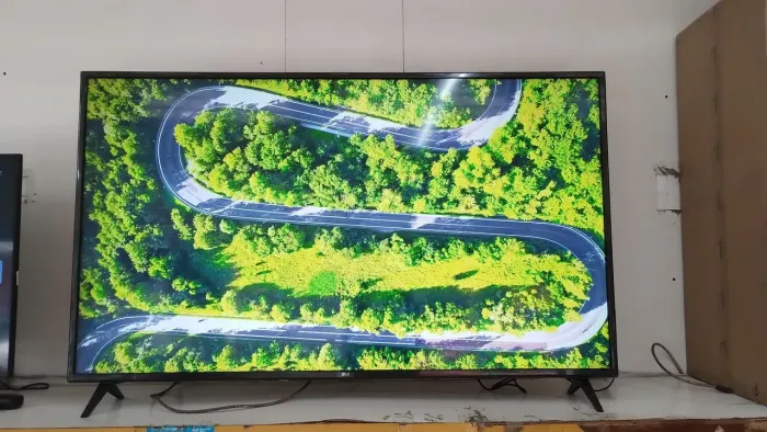 Tv LG 60 Polegadas Smart Led completa WebOs