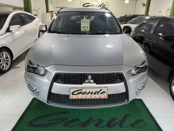 Mitsubishi Outlander 2.0 16V 160cv Aut. 2012