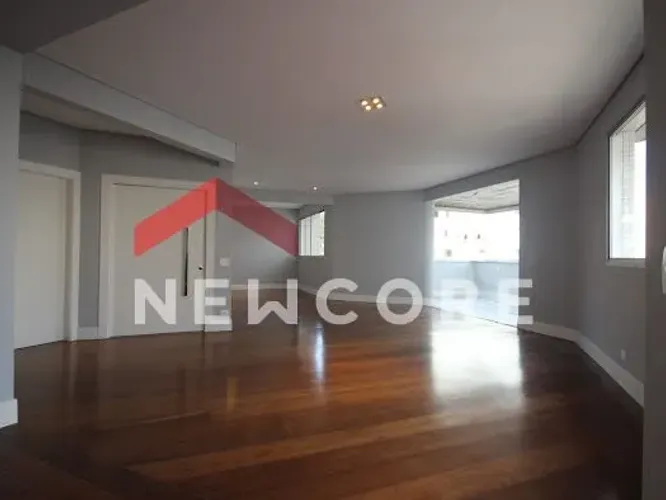 Apartamento em Avenida Juriti - Moema - São Paulo/SP