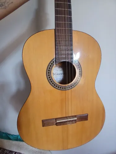 Violão Giannini