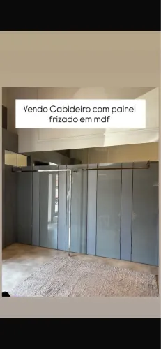 Painel com araras