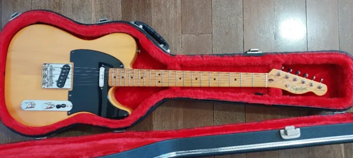Guitarra Fender Squier Telecaster Classic Vibe '50s Butterscotch com estojo