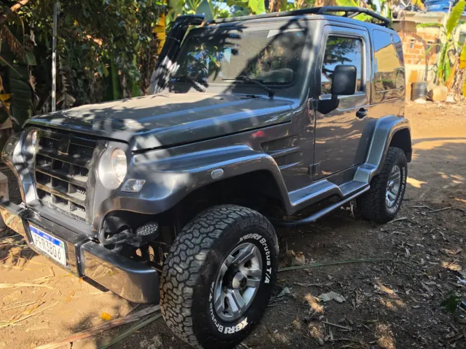 Troller T-4 4X4 3.2 TGV TDI Cap. Rígida Diesel 2013