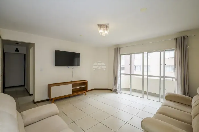 Apartamento Residencial para Venda no Bairro Juvevê