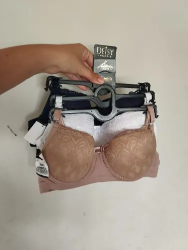 Kit C/3 Sutiã Básico Rendado Reforçado Com Bojo - Tam 40-42