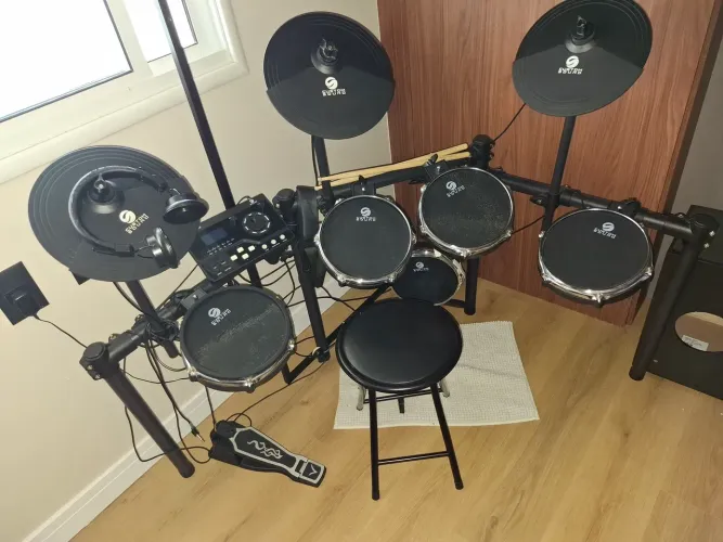 Vendo bateria novinha, pouco uso