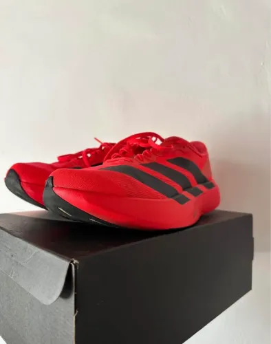 Tênis adidas corrida