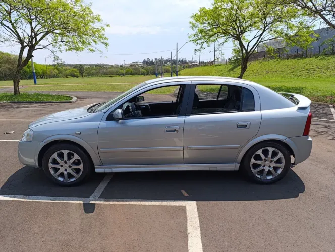 Chevrolet Astra Advantage 2.0 MPFI 8V Flexpower 5P 2011