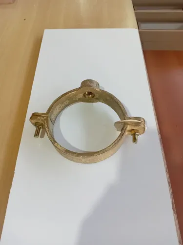 Abraçadeira de Metal Para Tubos