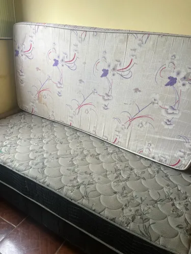 Cama de solteiro conjugada + cama box