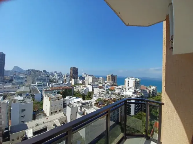 ALUGO AP no Leblon no Apart Hotel 2 Suites em frente ao Mar