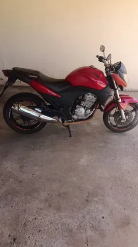 CB 300 Revisada