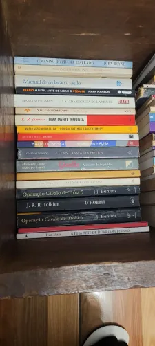 Livros (lote com 84 und)