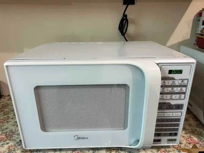Microondas Midea 31 litros