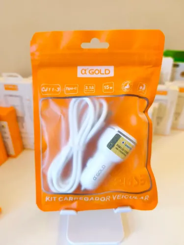 Kit carregador veicular com cabo tipo C ou cabo Lightning (iPhone) A'GOLD