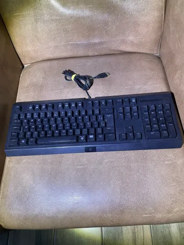 Teclado gamer RAZER CYCLOSA
