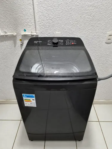Máquina de lavar Brastemp preta 13 kg ? 127 V ? R$ 1.200