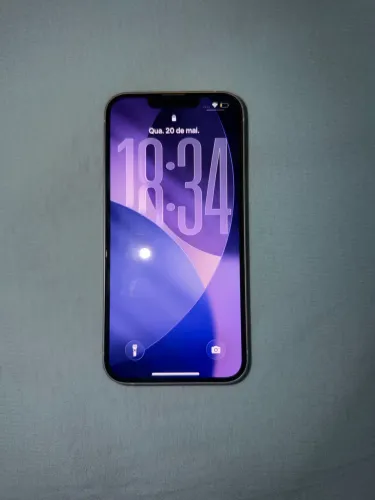 iPhone 13 