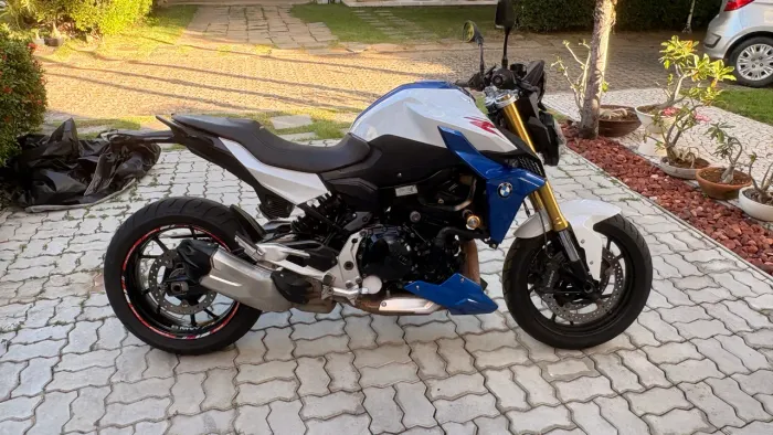 BMW F900R Sport Plus