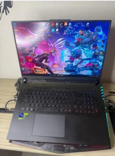 Notebook ASUS ROG Strix Scar 18 (2023)