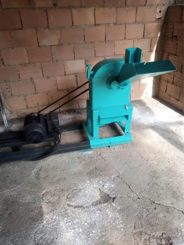 Picadeira de capim 5cv monofásico 