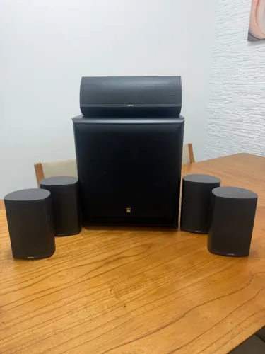 Home Theater 5.1 Jamo + Subwoofer KEF - 6 caixas de som