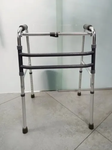 Andador Articulado Dobrável Alumínio