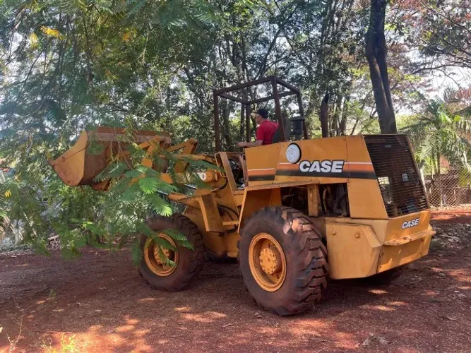 PA CARREGADEIRA CASE W20   ANO 1984  