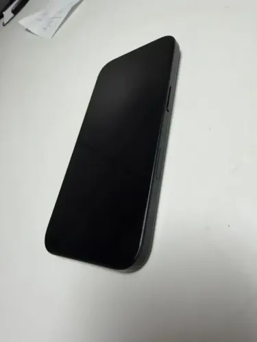 IPHONE 16 128 GB (2 MESES DE USO)