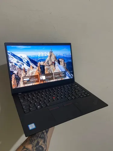 Notebook Lenovo X1 Carbon Core I7 16gb RAM SSD 512 preto