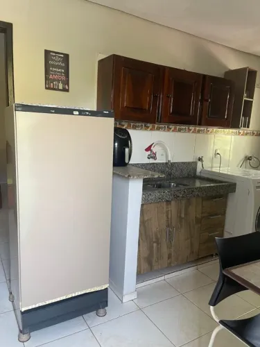 Aluga-se apartamento residencial mobiliado, situado no Centro de Palmas com internet